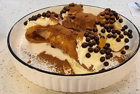 Cannoli Alleria de Alleria, pizzería napolitana en Providencia