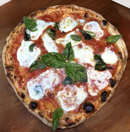Pizza Margherita di Bufala de Alleria
