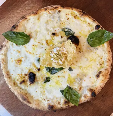 Pizza Quattro Formaggi de Alleria